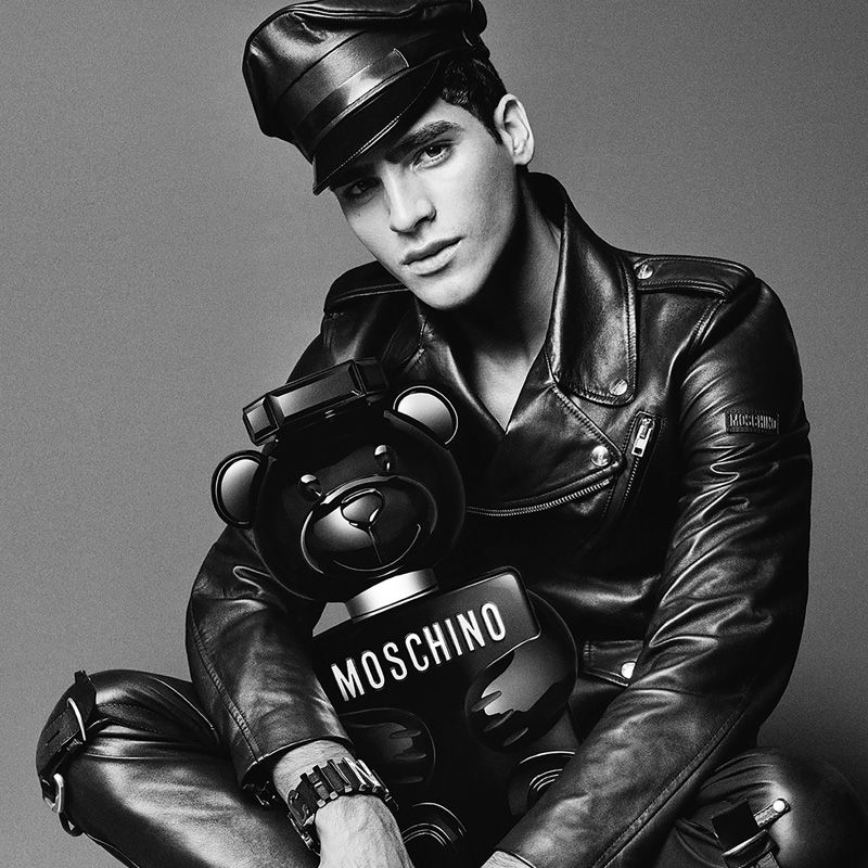 Perfume Toy Boy Moschino - Imagem 3